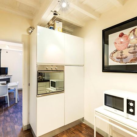 Historic Center Apartment - Next To The River, All Attractions - By LikehomeFirenze Bagian luar foto