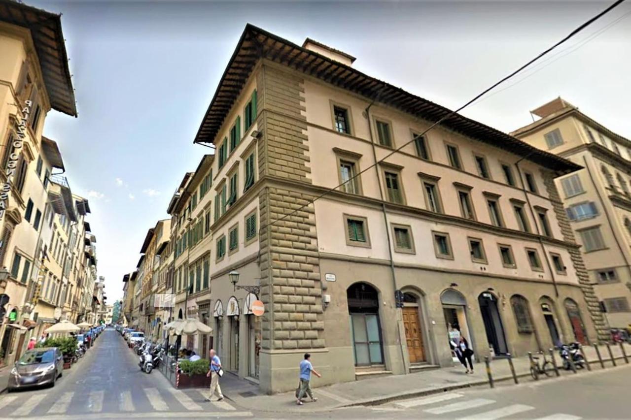 Historic Center Apartment - Next To The River, All Attractions - By LikehomeFirenze Bagian luar foto