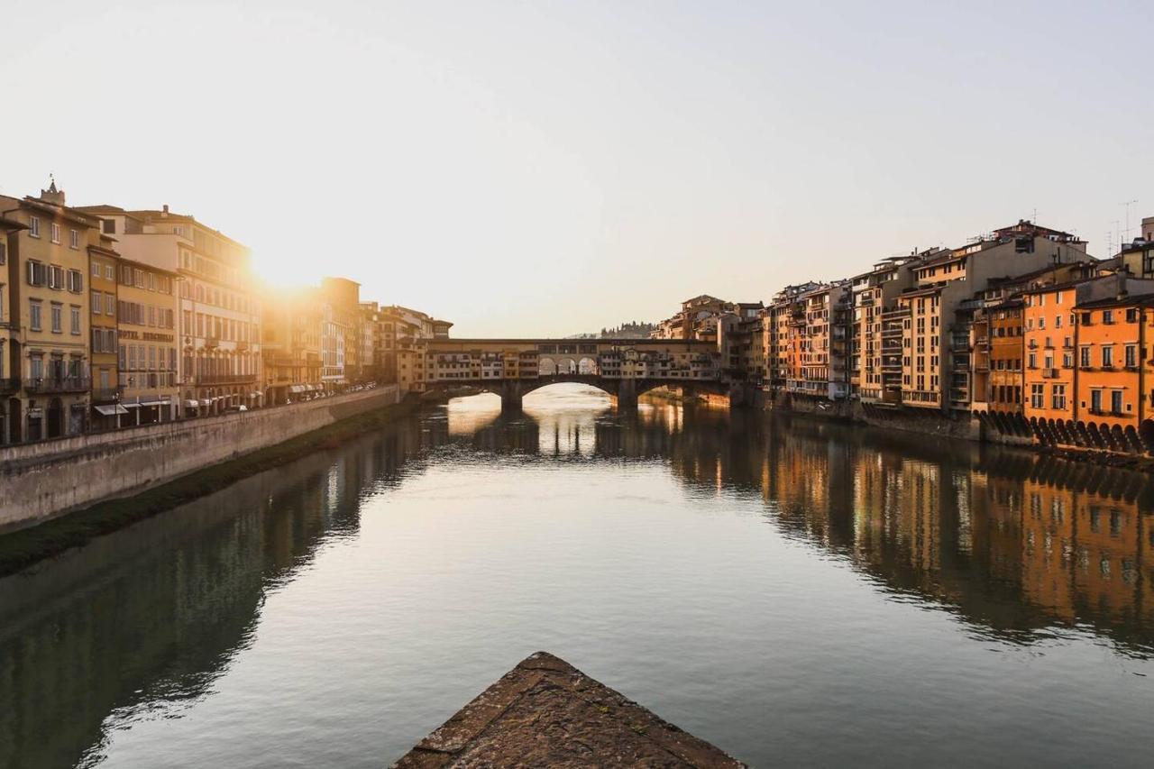 Historic Center Apartment - Next To The River, All Attractions - By LikehomeFirenze Bagian luar foto